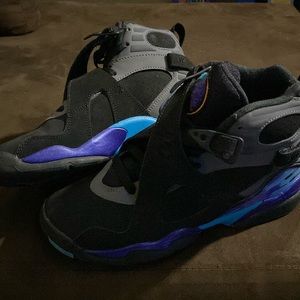 Air Jordan 8s